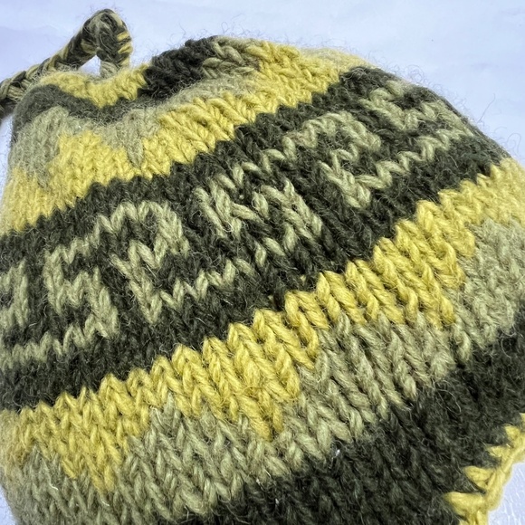 Nepal Wool HAT Ear Flaps Tassel Knit Pattern Winter 3 Tone Green Braided Ties - Picture 5 of 7